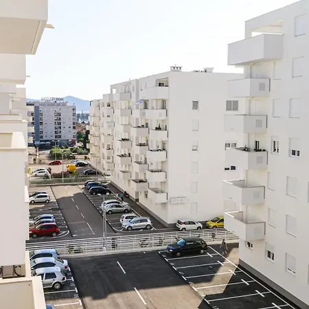 Appartamento Luce Gold Zara