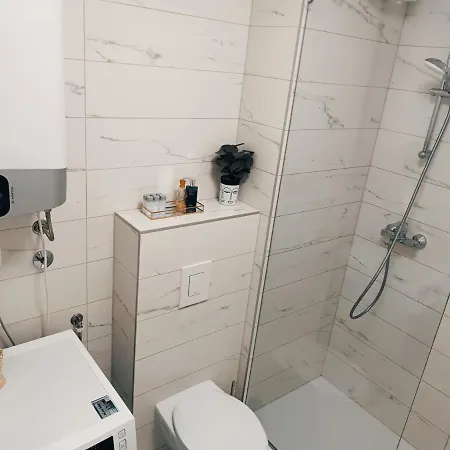 Luce Gold Apartment